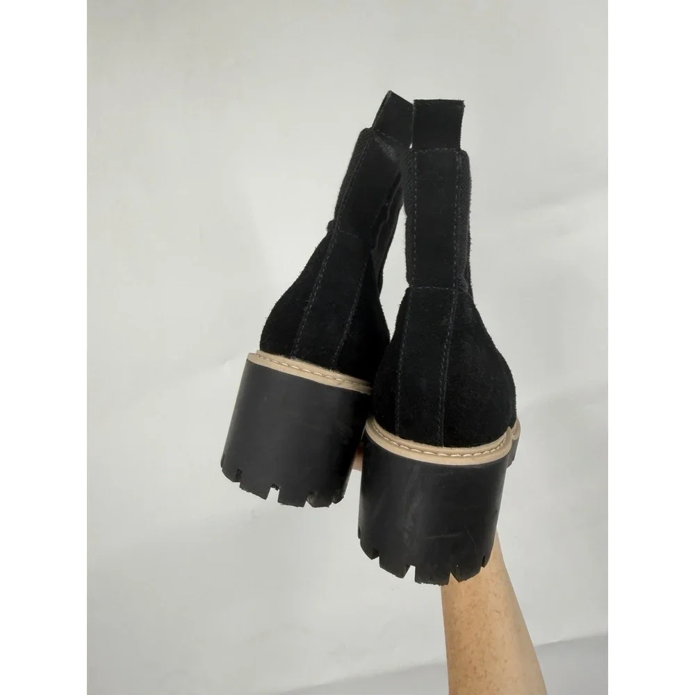 Dolce Vita Chelsea Boots Women's Size 9 Black Suede Ankle Boot Classic Pull-On